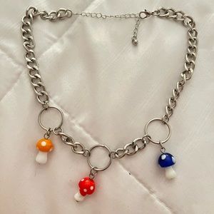 Mushroom choker